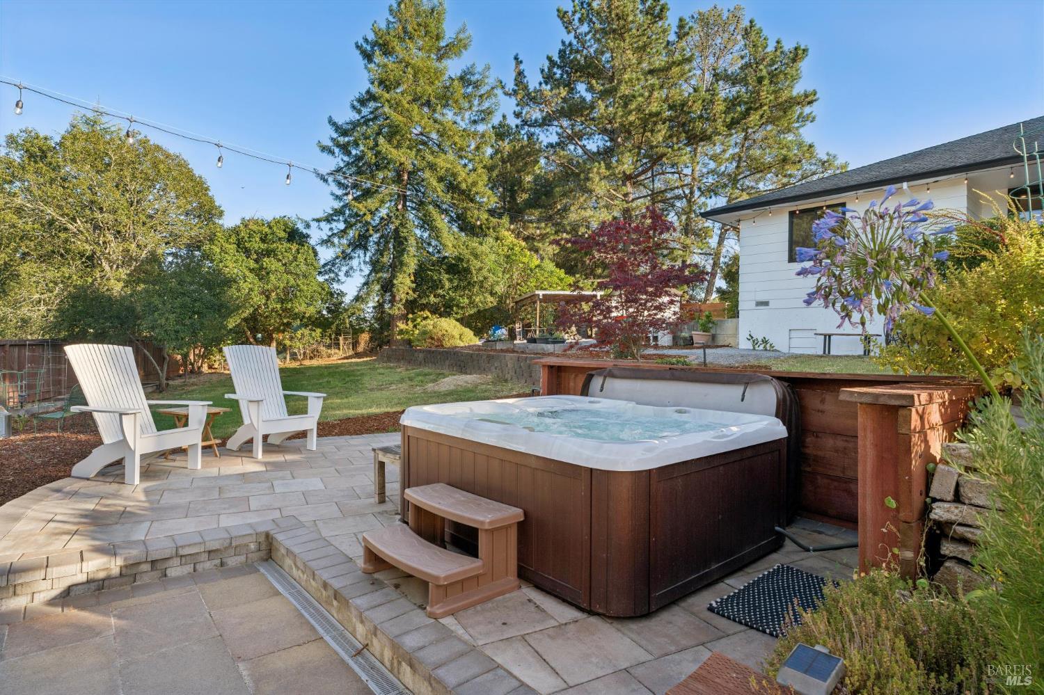 6370 Lone Pine Road Sebastopol CA 95472
