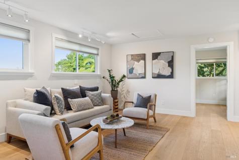 6370 Lone Pine Road Sebastopol CA 95472