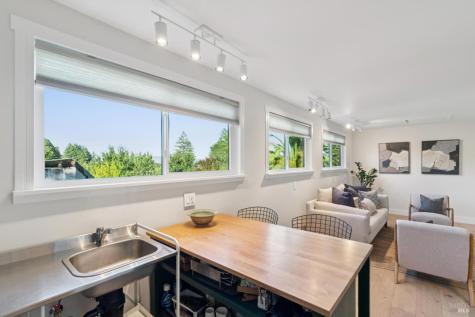 6370 Lone Pine Road Sebastopol CA 95472