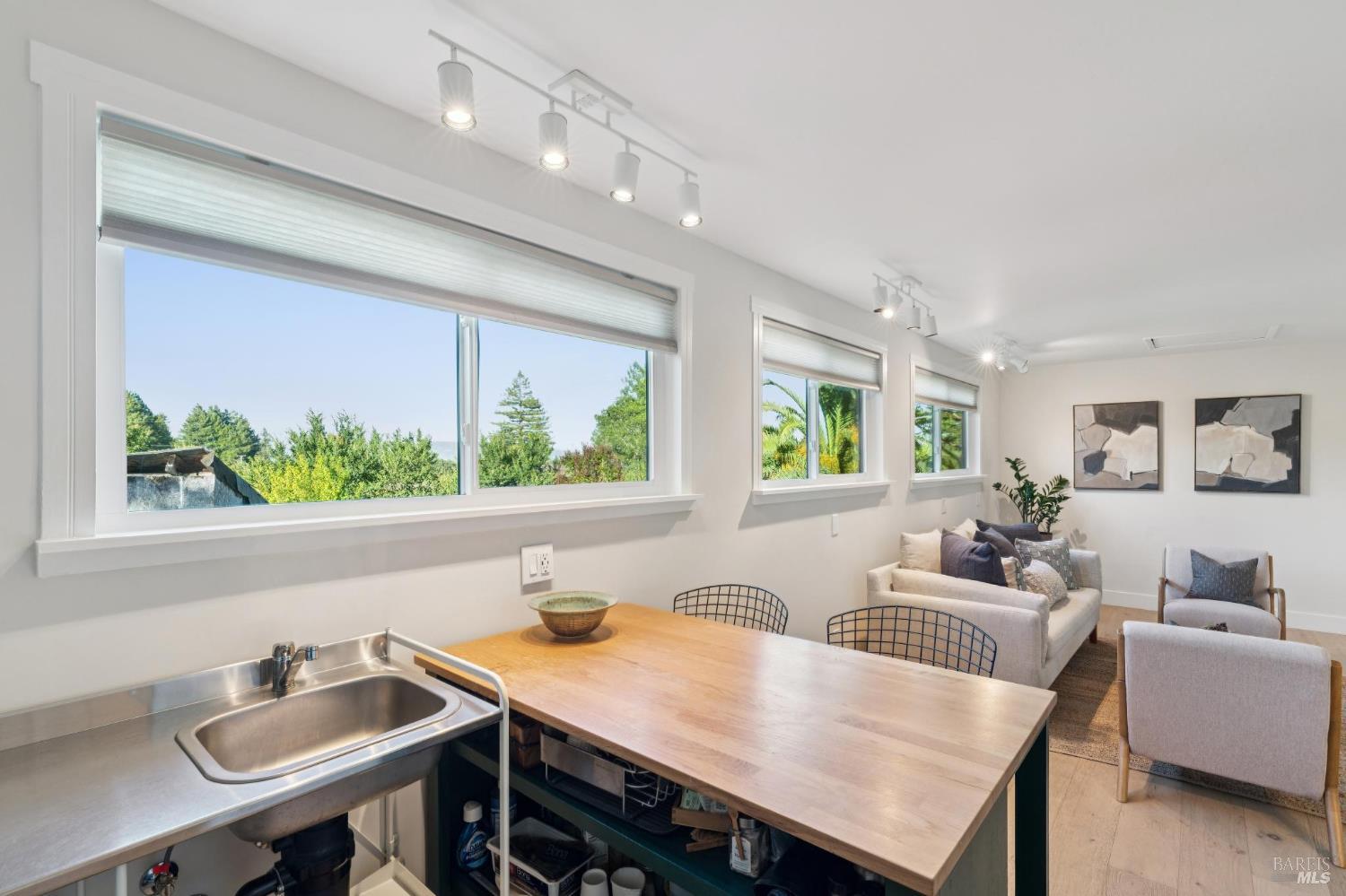 6370 Lone Pine Road Sebastopol CA 95472