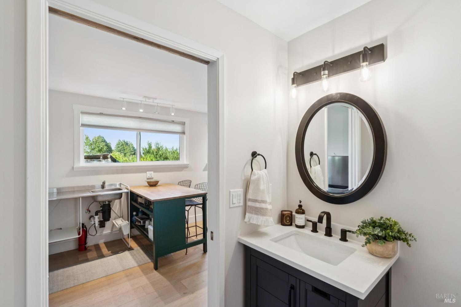 6370 Lone Pine Road Sebastopol CA 95472