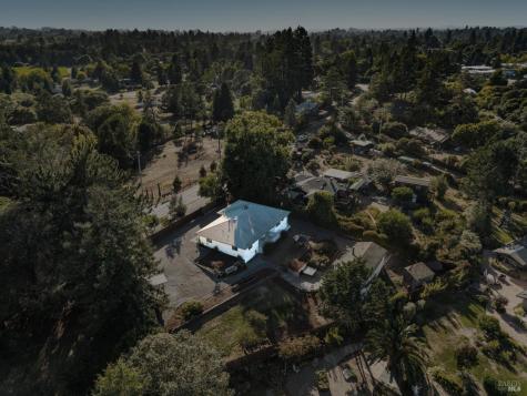 6370 Lone Pine Road Sebastopol CA 95472
