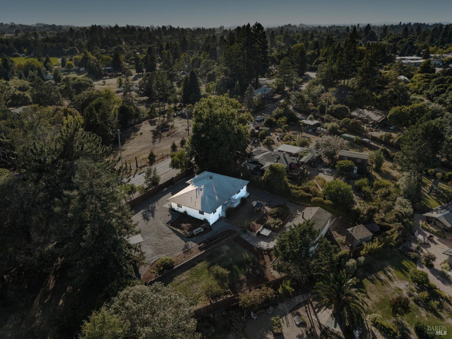 6370 Lone Pine Road Sebastopol CA 95472