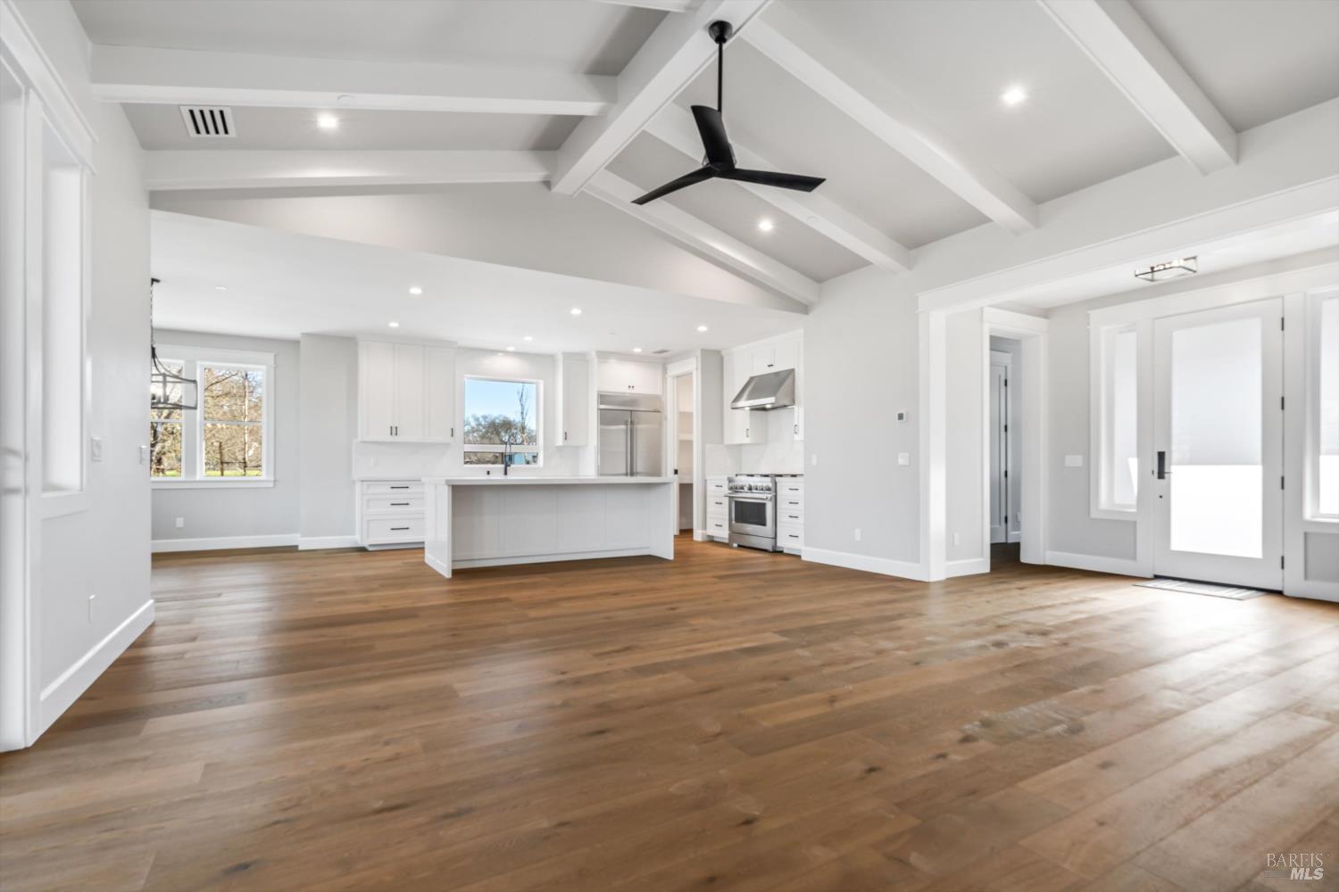 137 Maywood Lane Windsor CA 95492