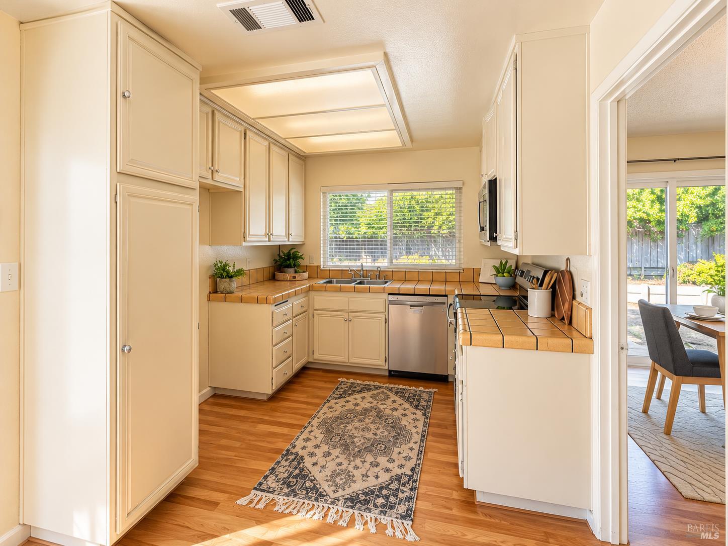 1210 Waxwing Drive Suisun City CA 94585