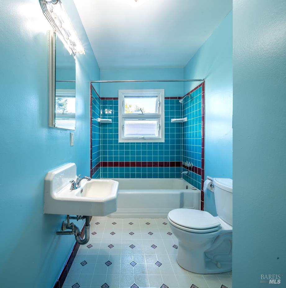35 Buena Vista Avenue Vallejo CA 94590