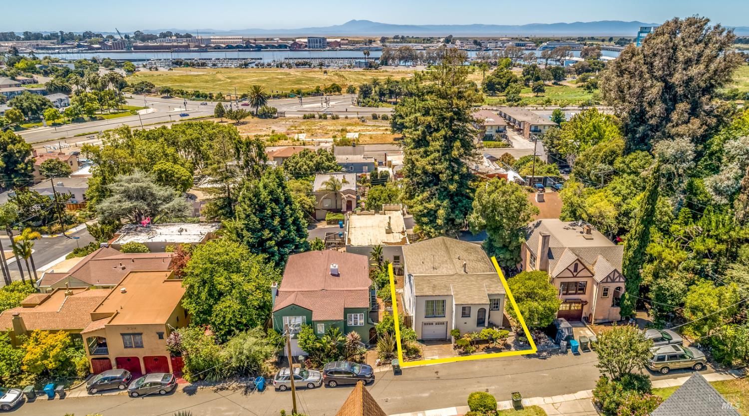 35 Buena Vista Avenue Vallejo CA 94590