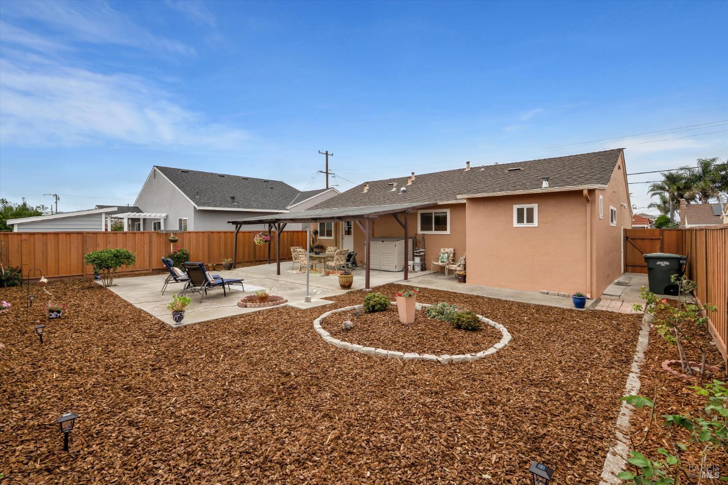 1592 Willow Avenue San Leandro CA 94579