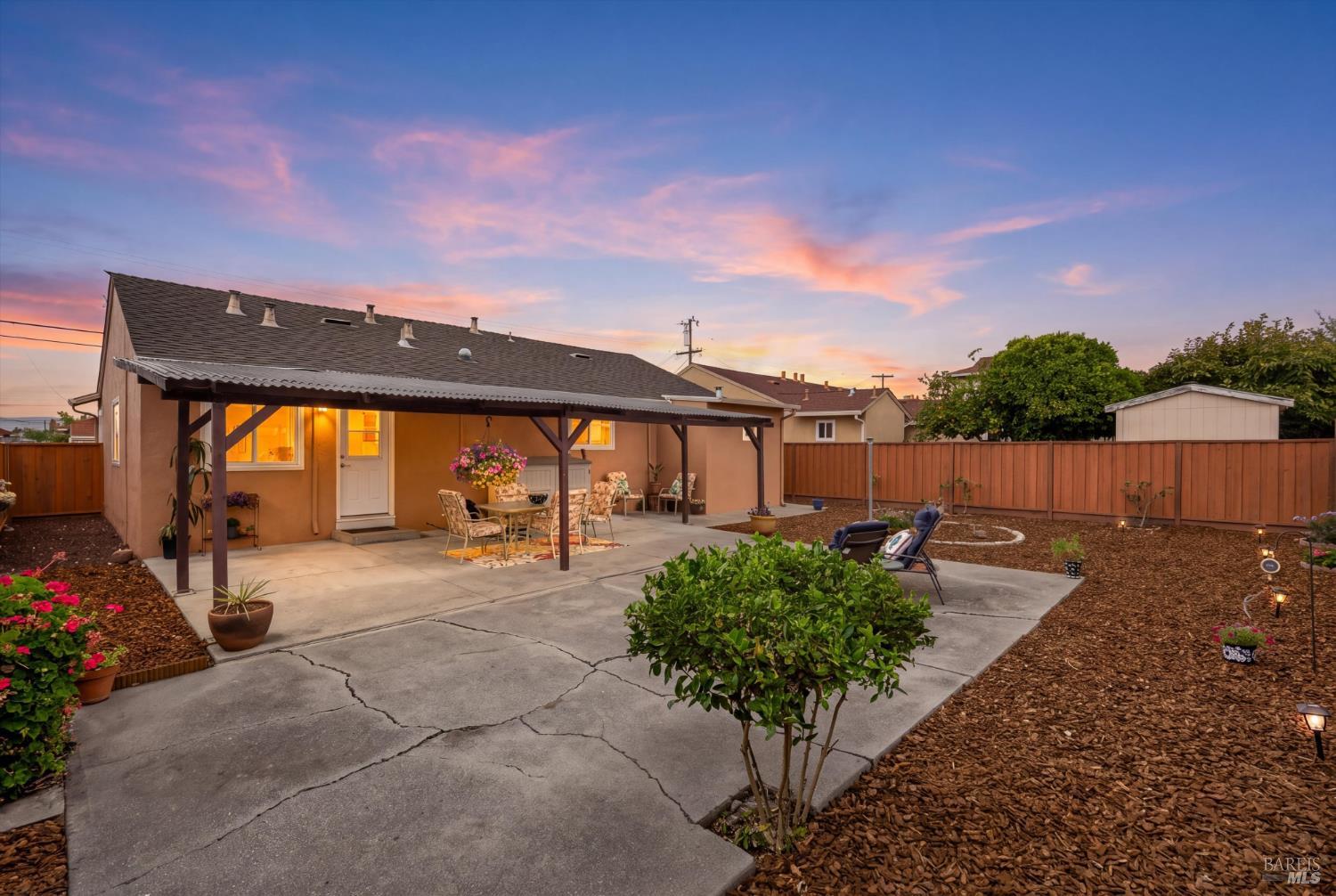 1592 Willow Avenue San Leandro CA 94579