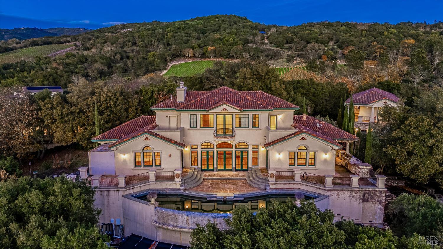 405 London Way Sonoma CA 95476