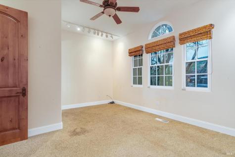 405 London Way Sonoma CA 95476
