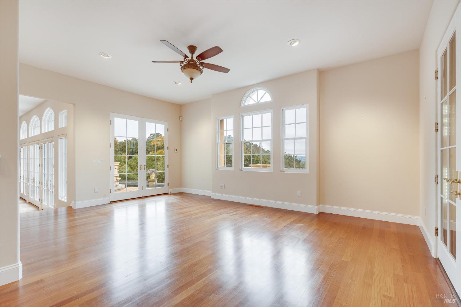 405 London Way Sonoma CA 95476