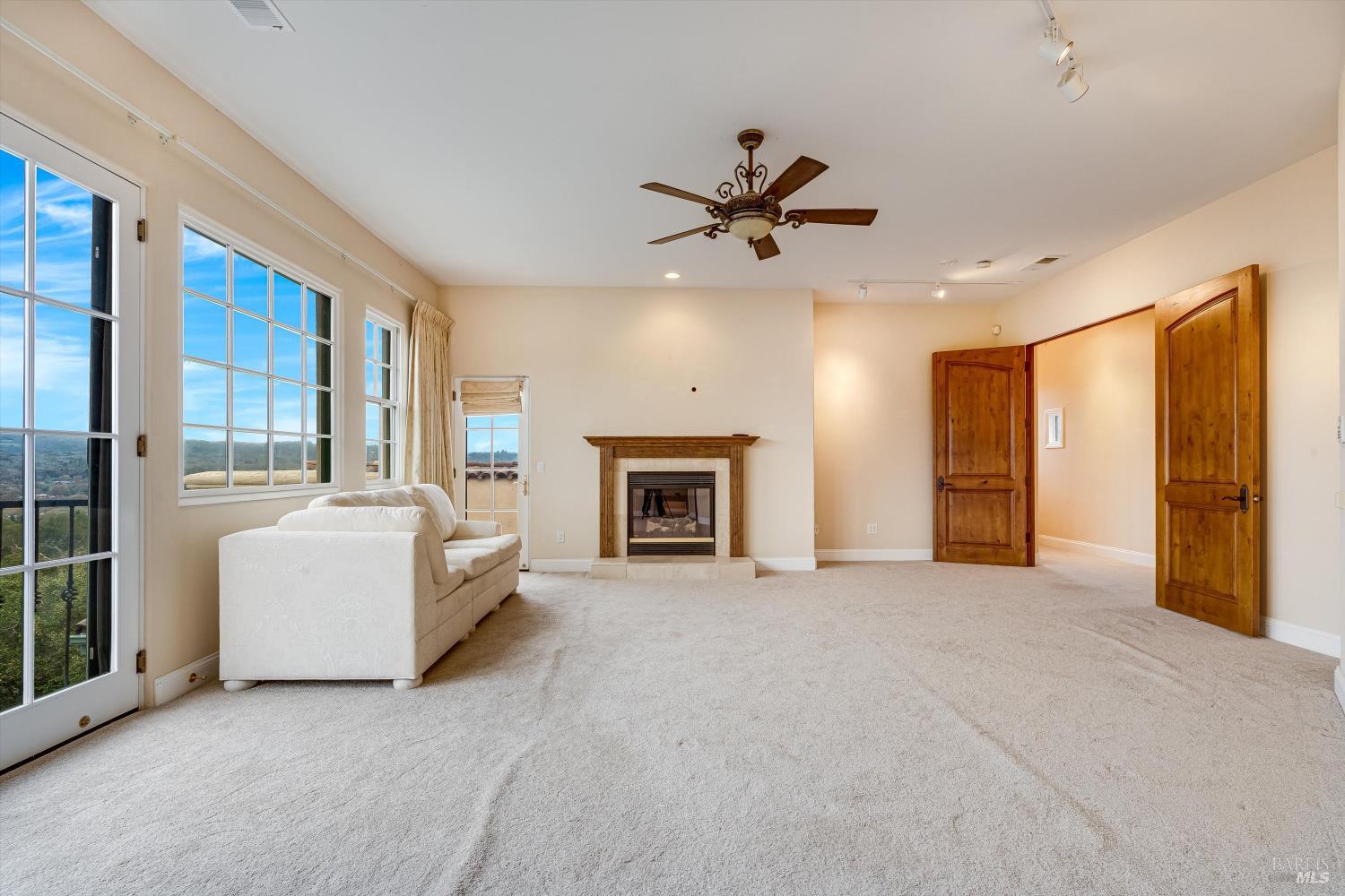 405 London Way Sonoma CA 95476