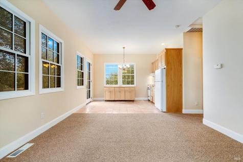 405 London Way Sonoma CA 95476
