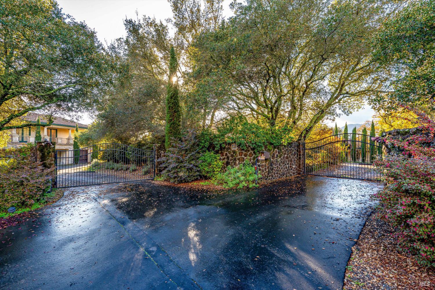405 London Way Sonoma CA 95476