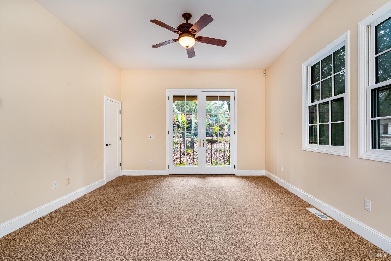 405 London Way Sonoma CA 95476