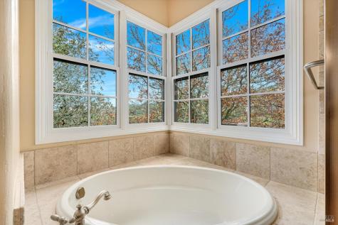 405 London Way Sonoma CA 95476