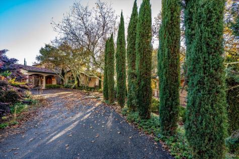 405 London Way Sonoma CA 95476