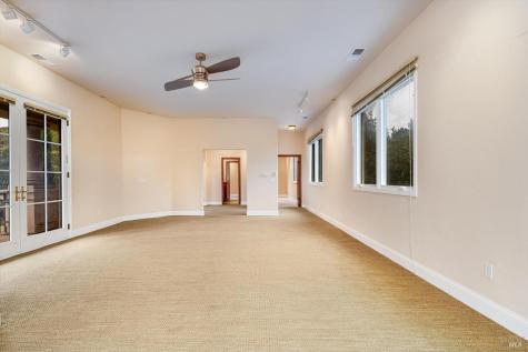 405 London Way Sonoma CA 95476