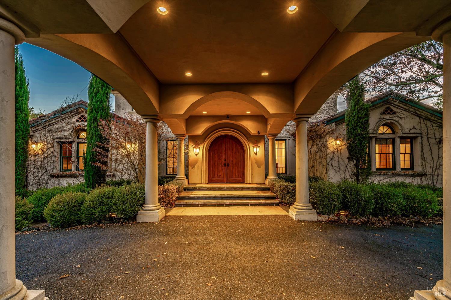 405 London Way Sonoma CA 95476