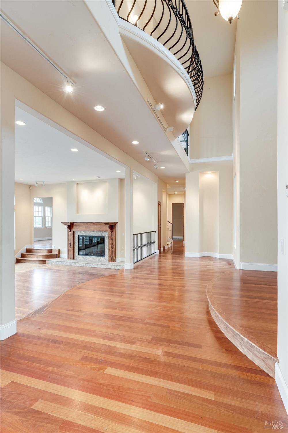 405 London Way Sonoma CA 95476