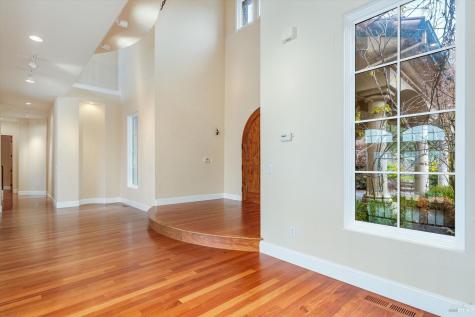 405 London Way Sonoma CA 95476