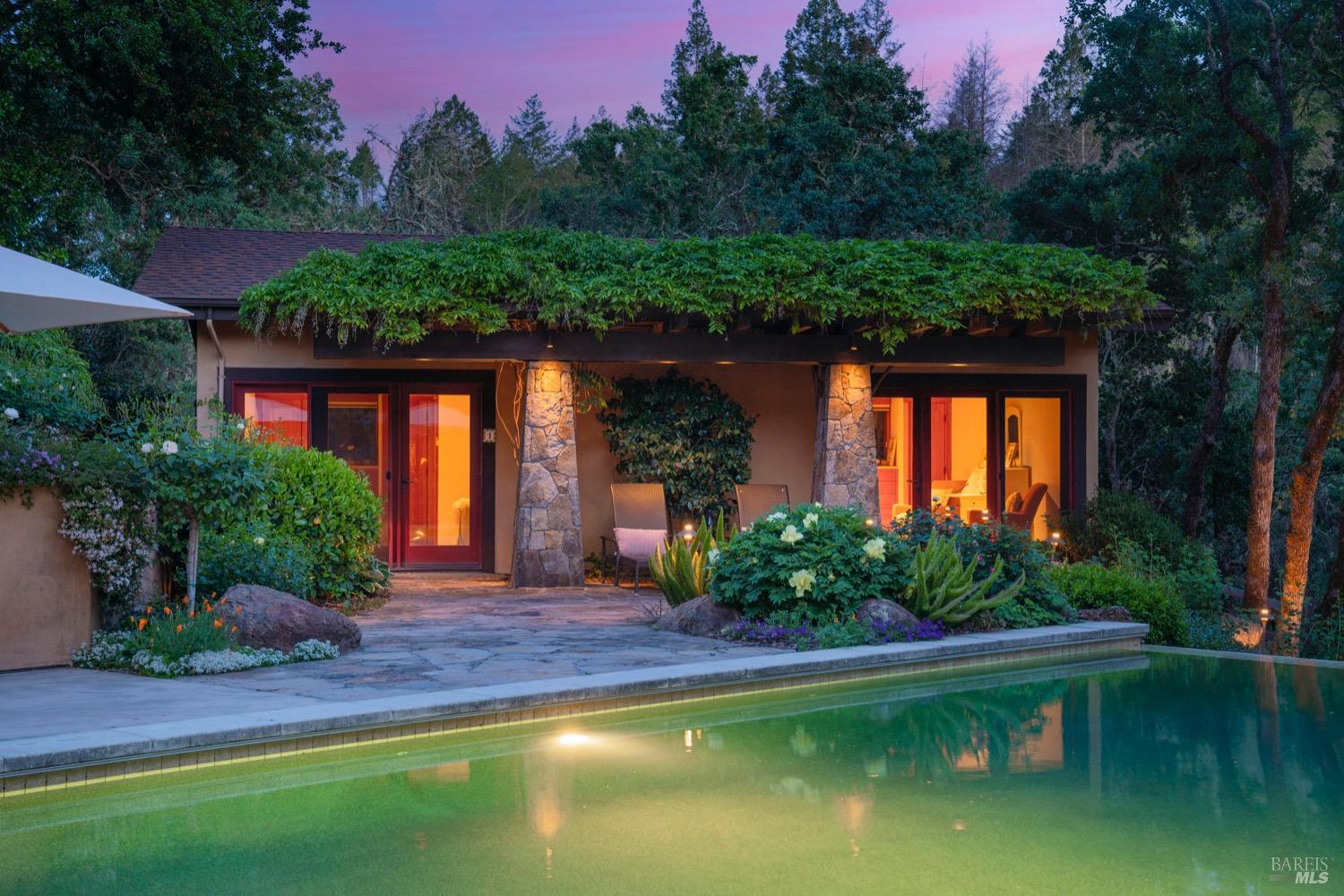 1250 Oakwood Lane St. Helena CA 94574