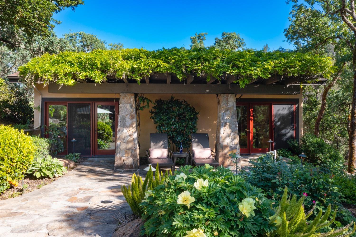 1250 Oakwood Lane St. Helena CA 94574