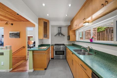 9695 Rio Vista Road Forestville CA 95436