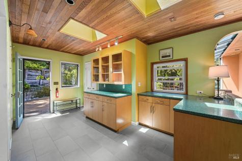 9695 Rio Vista Road Forestville CA 95436