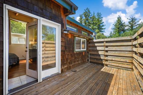9695 Rio Vista Road Forestville CA 95436