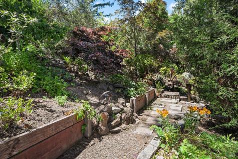 9695 Rio Vista Road Forestville CA 95436