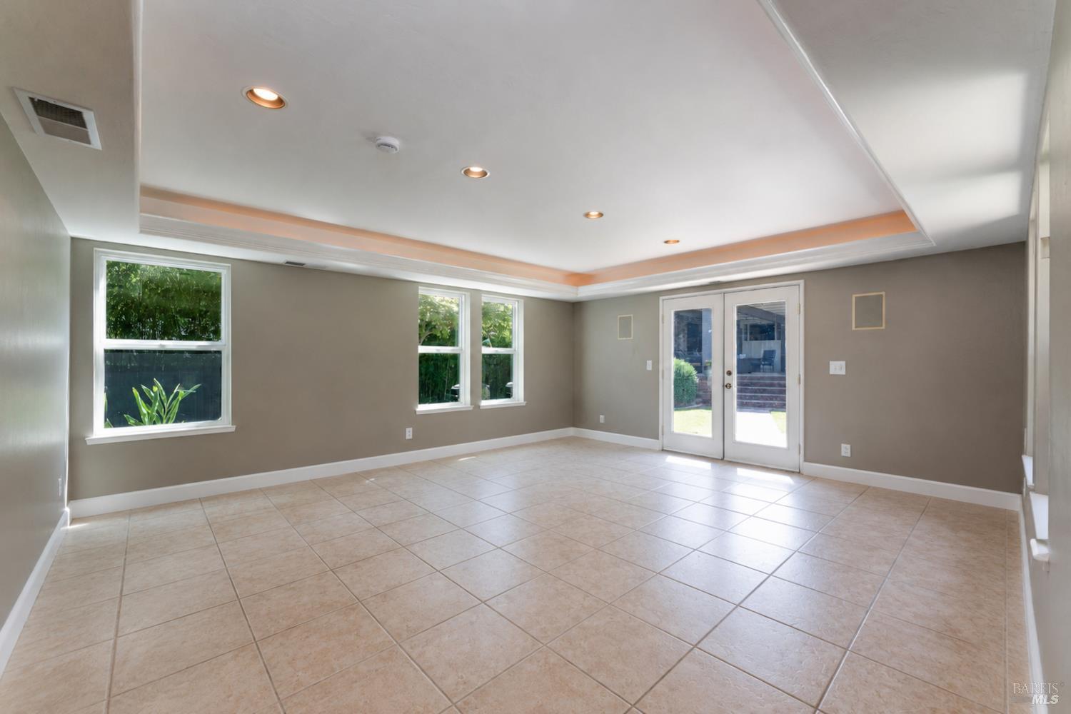 25 Highland Court Ukiah CA 95482