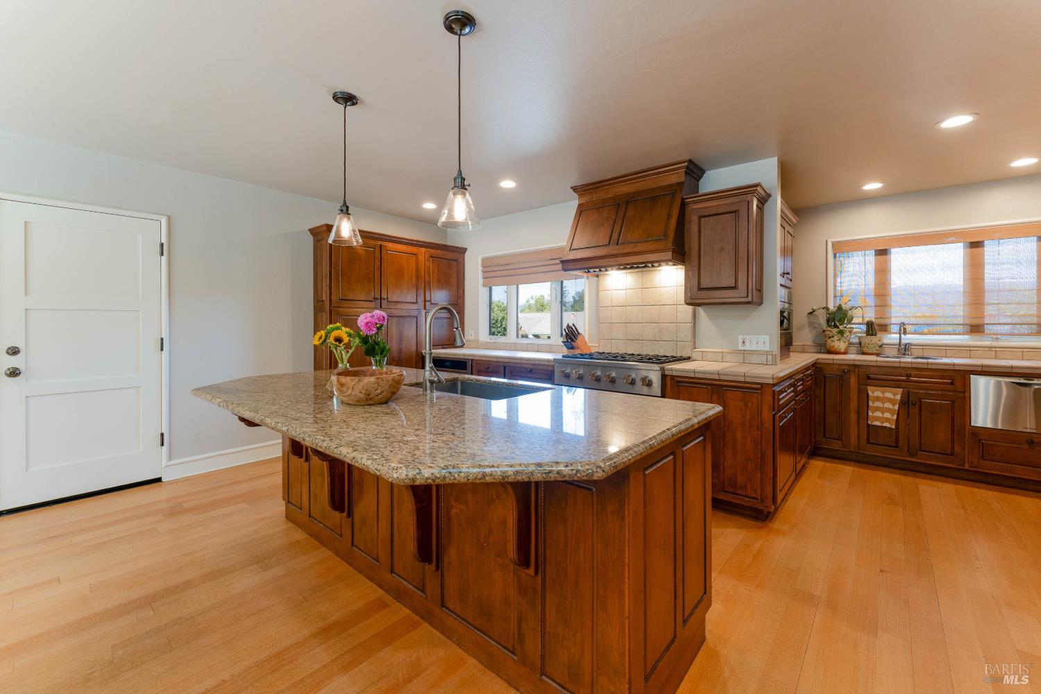 25 Highland Court Ukiah CA 95482