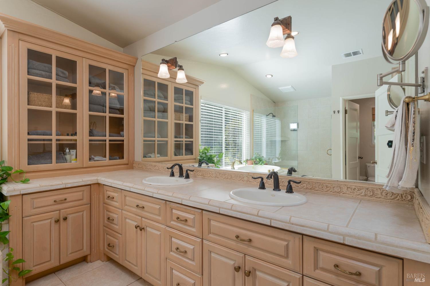 25 Highland Court Ukiah CA 95482