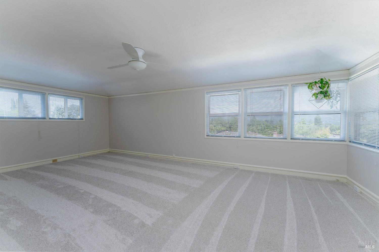 25 Highland Court Ukiah CA 95482