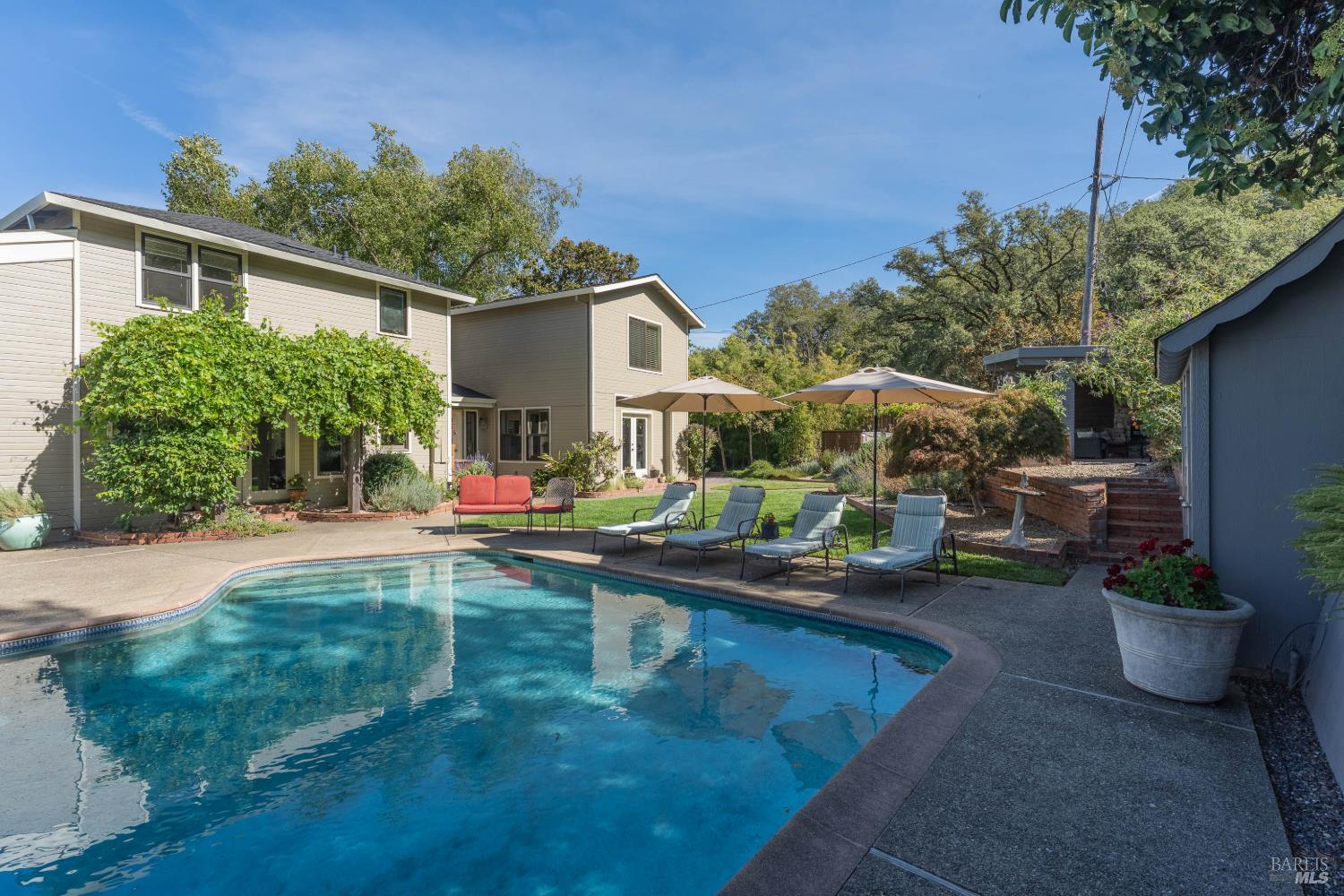 25 Highland Court Ukiah CA 95482
