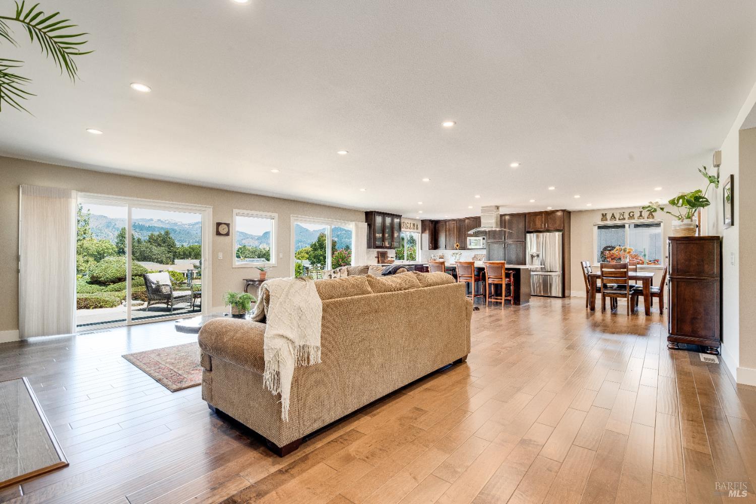 7309 Oakmont Drive Santa Rosa CA 95409
