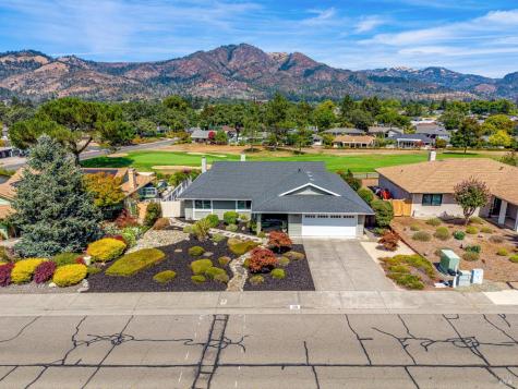 7309 Oakmont Drive Santa Rosa CA 95409
