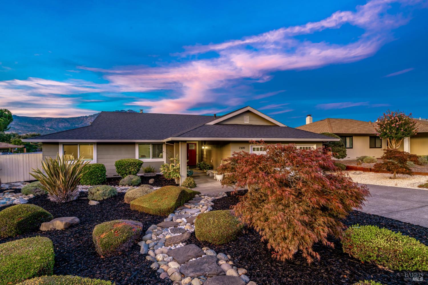 7309 Oakmont Drive Santa Rosa CA 95409