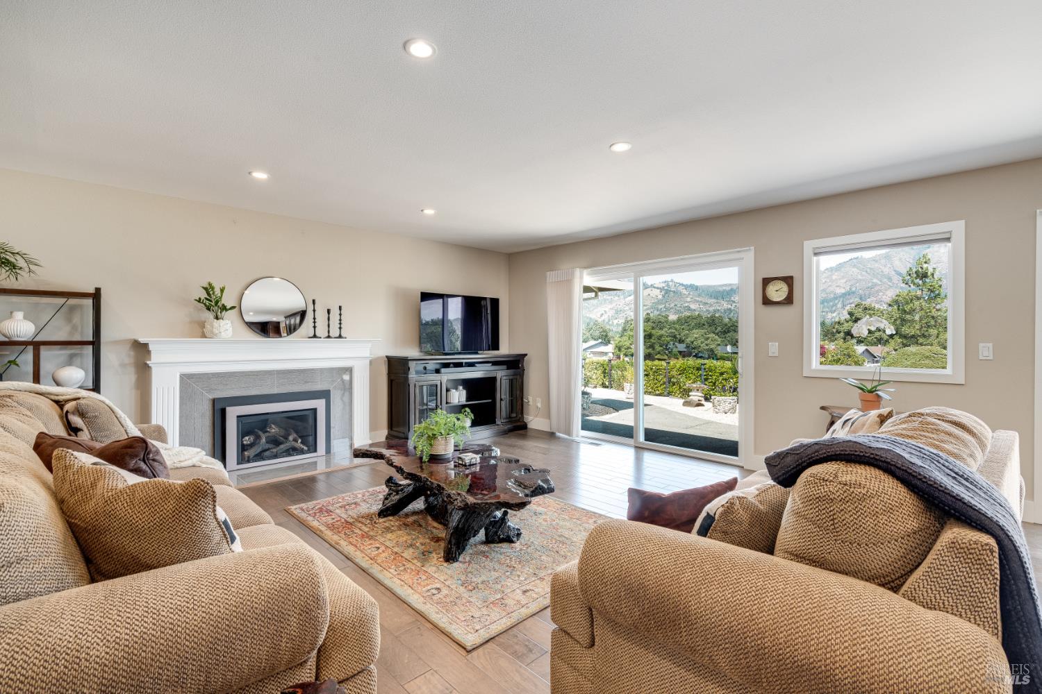 7309 Oakmont Drive Santa Rosa CA 95409
