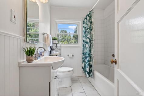 2022 Augustan Avenue Santa Rosa CA 95404