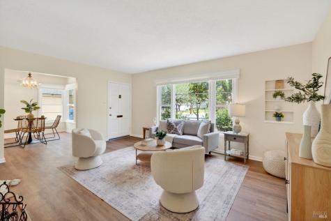 2022 Augustan Avenue Santa Rosa CA 95404