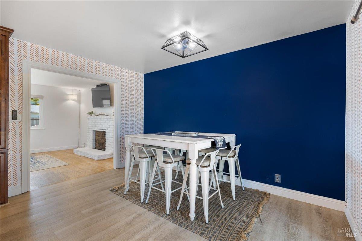2216 Fremont Drive Santa Rosa CA 95409