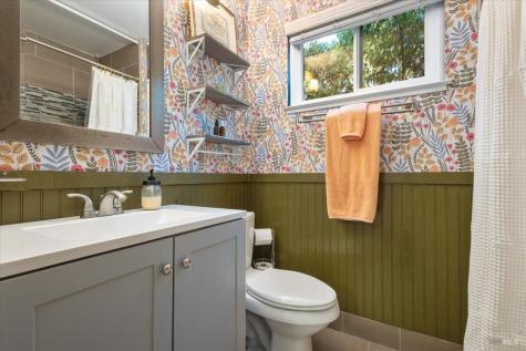 2216 Fremont Drive Santa Rosa CA 95409