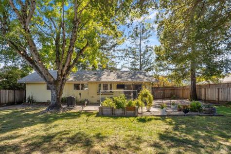 2216 Fremont Drive Santa Rosa CA 95409