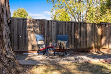 2216 Fremont Drive Santa Rosa CA 95409