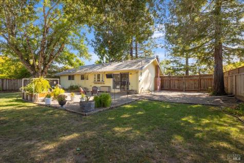 2216 Fremont Drive Santa Rosa CA 95409