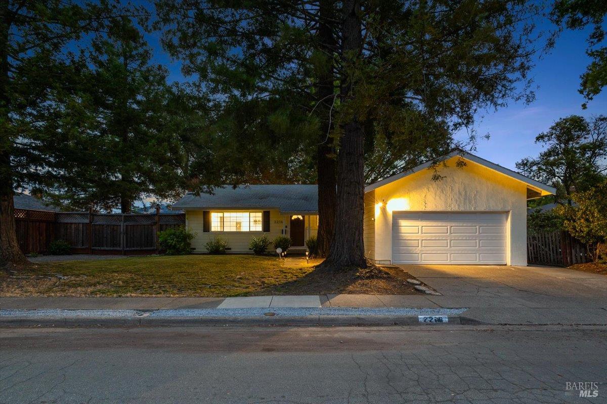 2216 Fremont Drive Santa Rosa CA 95409