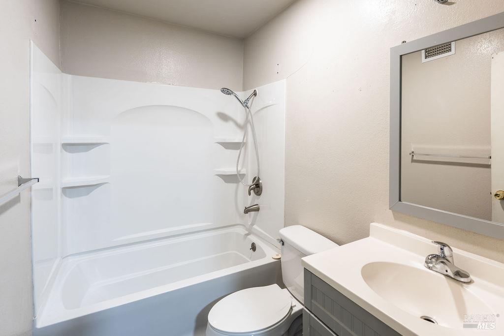 1079 Odell Lane Santa Rosa CA 95407
